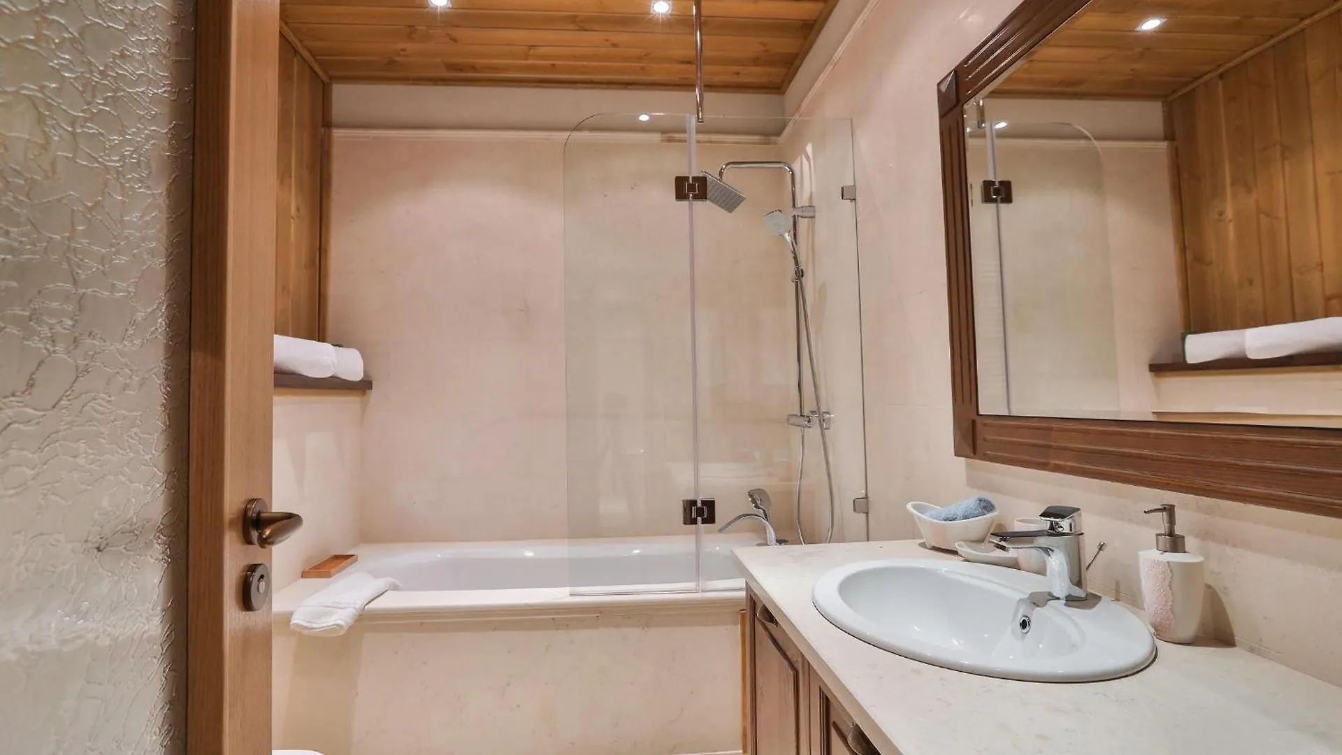 Luxury Chalets Pirin Golf & Country Club Bansko