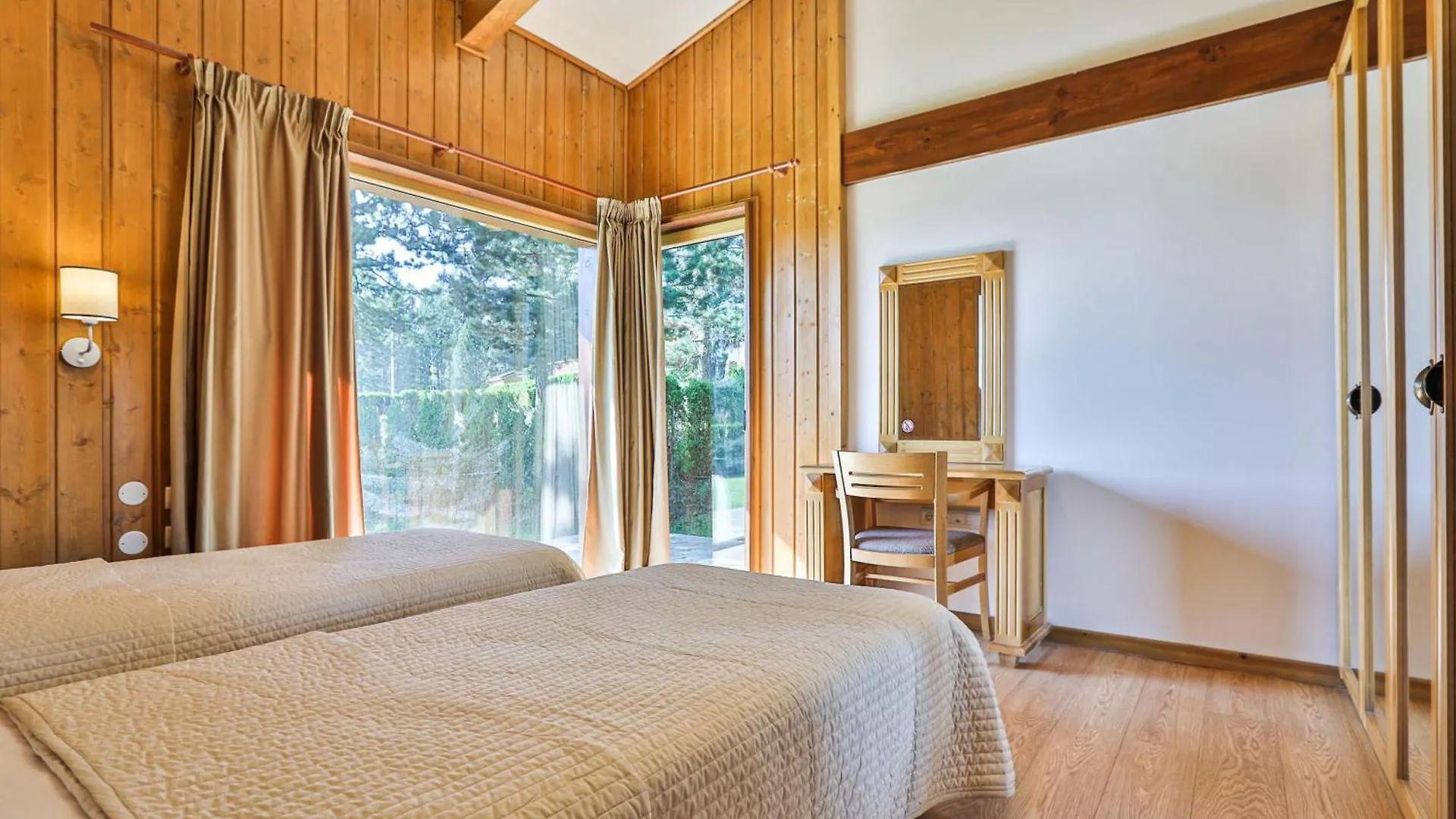 Luxury Chalets Pirin Golf & Country Club Bansko
